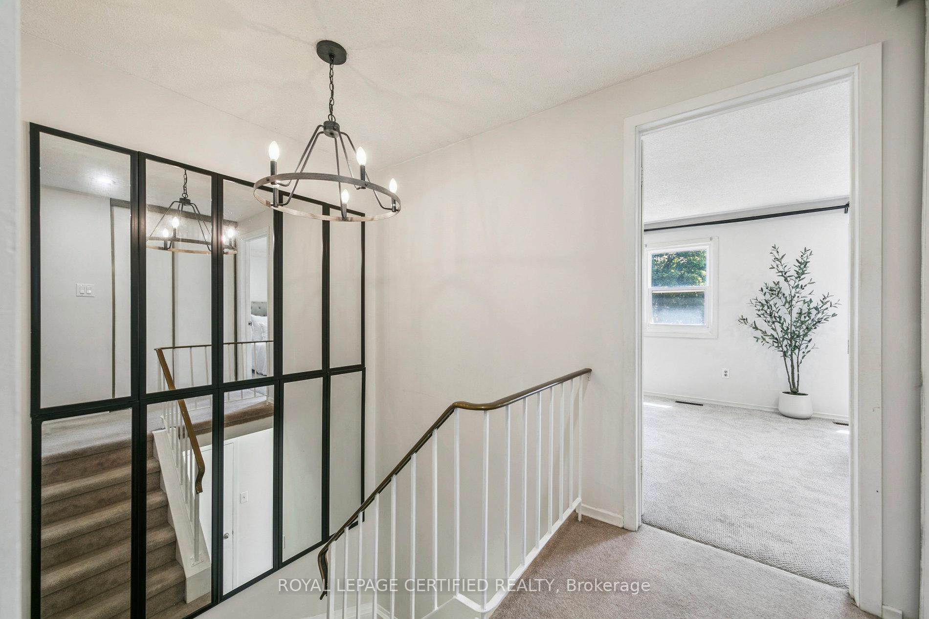 Photo 18 of Unit 3, 3455 Caplan Crescent, Burlington, Roseland — HOMEH