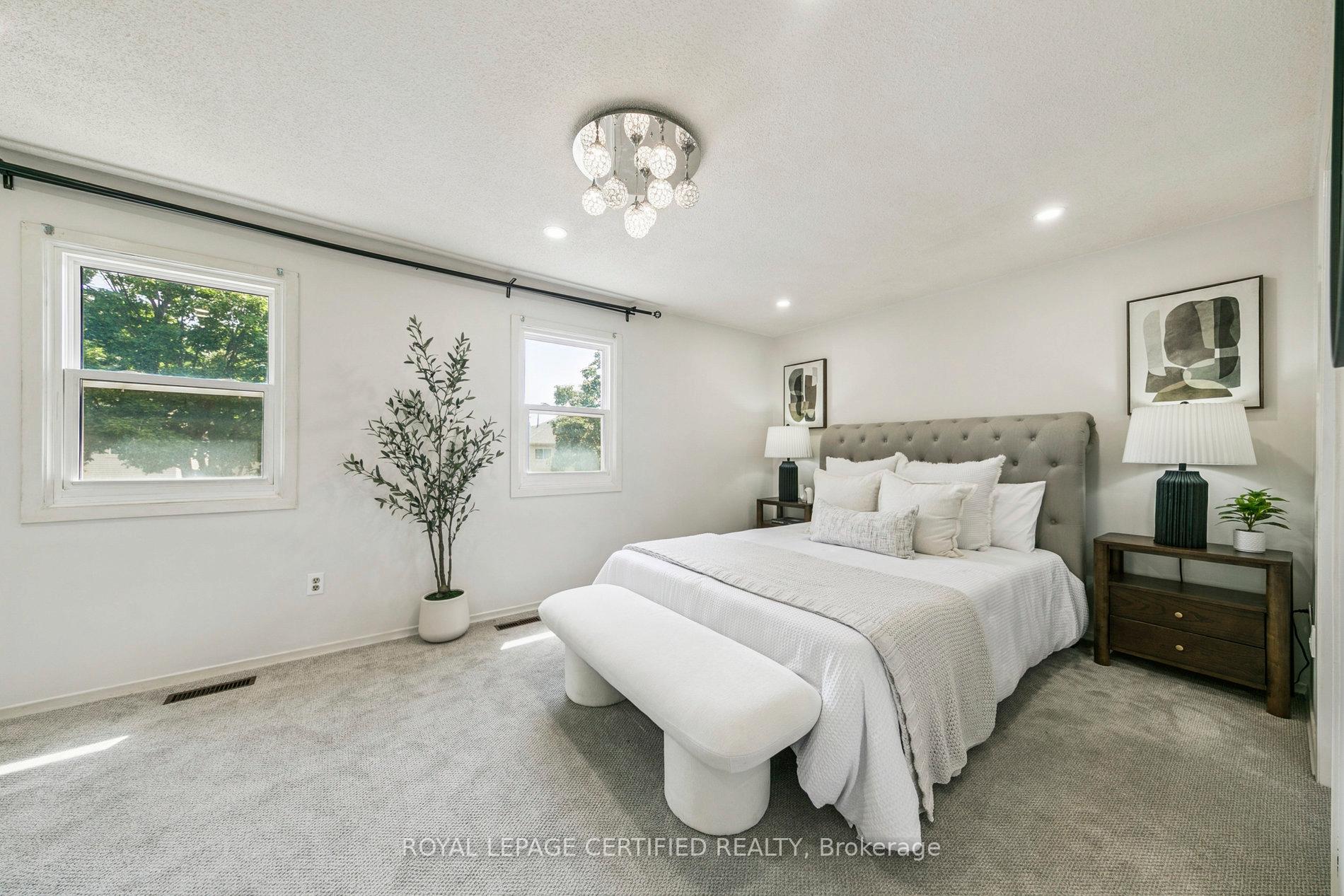 Photo 20 of Unit 3, 3455 Caplan Crescent, Burlington, Roseland — HOMEH