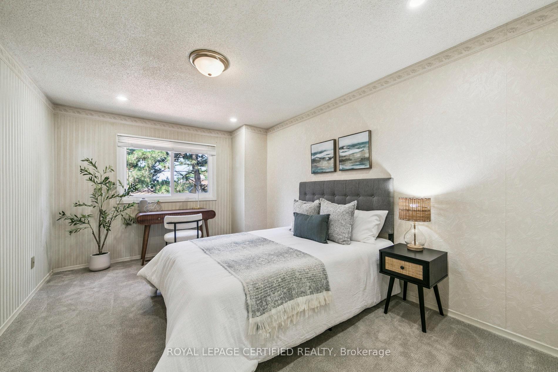 Photo 31 of Unit 3, 3455 Caplan Crescent, Burlington, Roseland — HOMEH