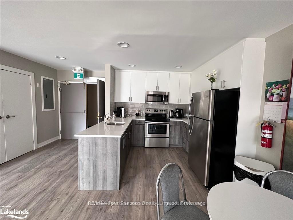 Photo 12 of Unit 316, 172 Eighth Street, Collingwood — HOMEH
