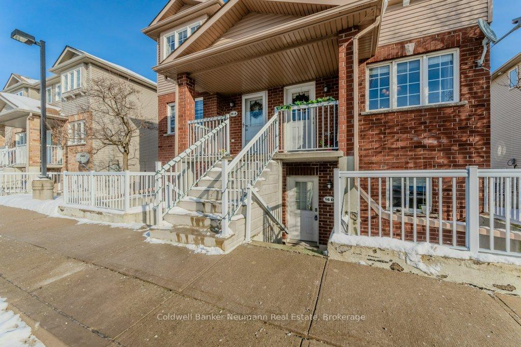 Photo 2 of Unit 16D, 50 Howe Drive, Kitchener, Laurentian Hills — HOMEH