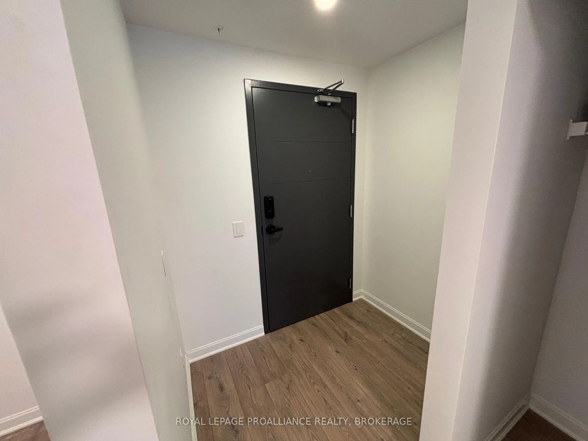 Photo 7 of Unit 304, 223 Princess Street, Kingston, East of Sir John A. Blvd — HOMEH