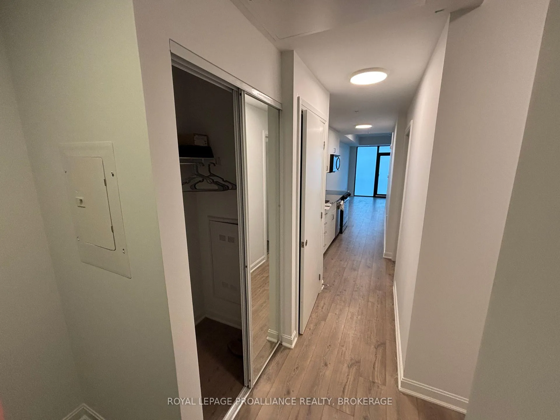 Photo 8 of Unit 304, 223 Princess Street, Kingston, East of Sir John A. Blvd — HOMEH