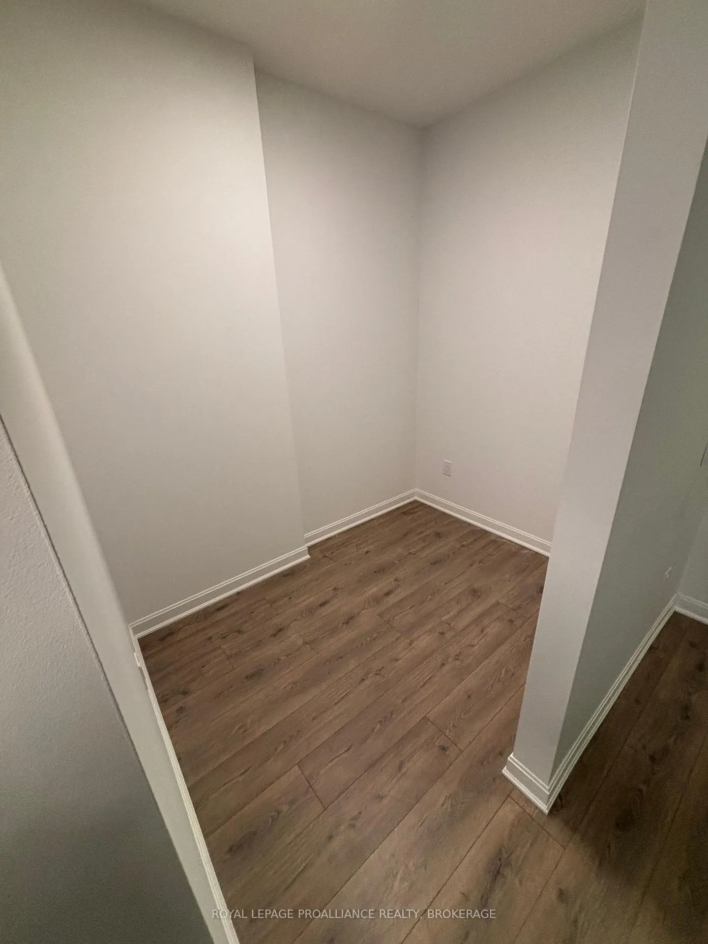 Photo 9 of Unit 304, 223 Princess Street, Kingston, East of Sir John A. Blvd — HOMEH