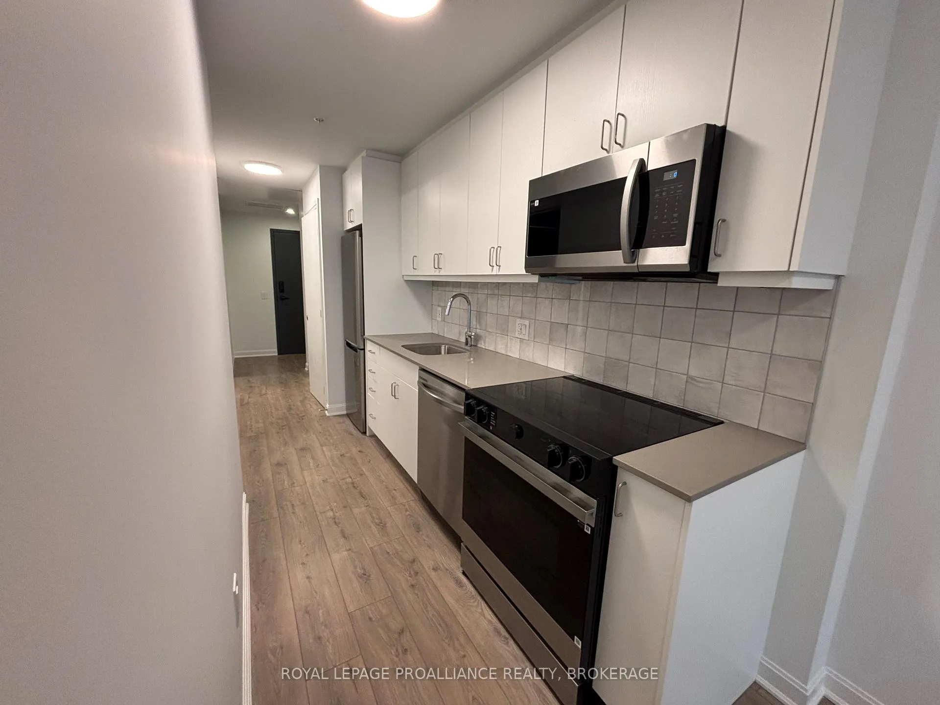 Photo 16 of Unit 304, 223 Princess Street, Kingston, East of Sir John A. Blvd — HOMEH