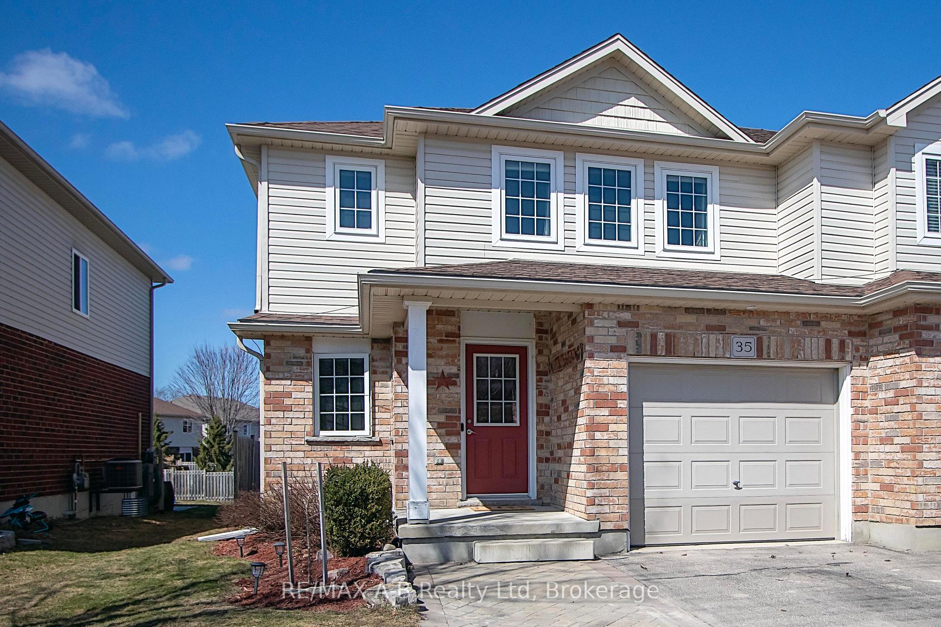 Photo 1 of 35 Pond View Drive, Wellesley — HOMEH