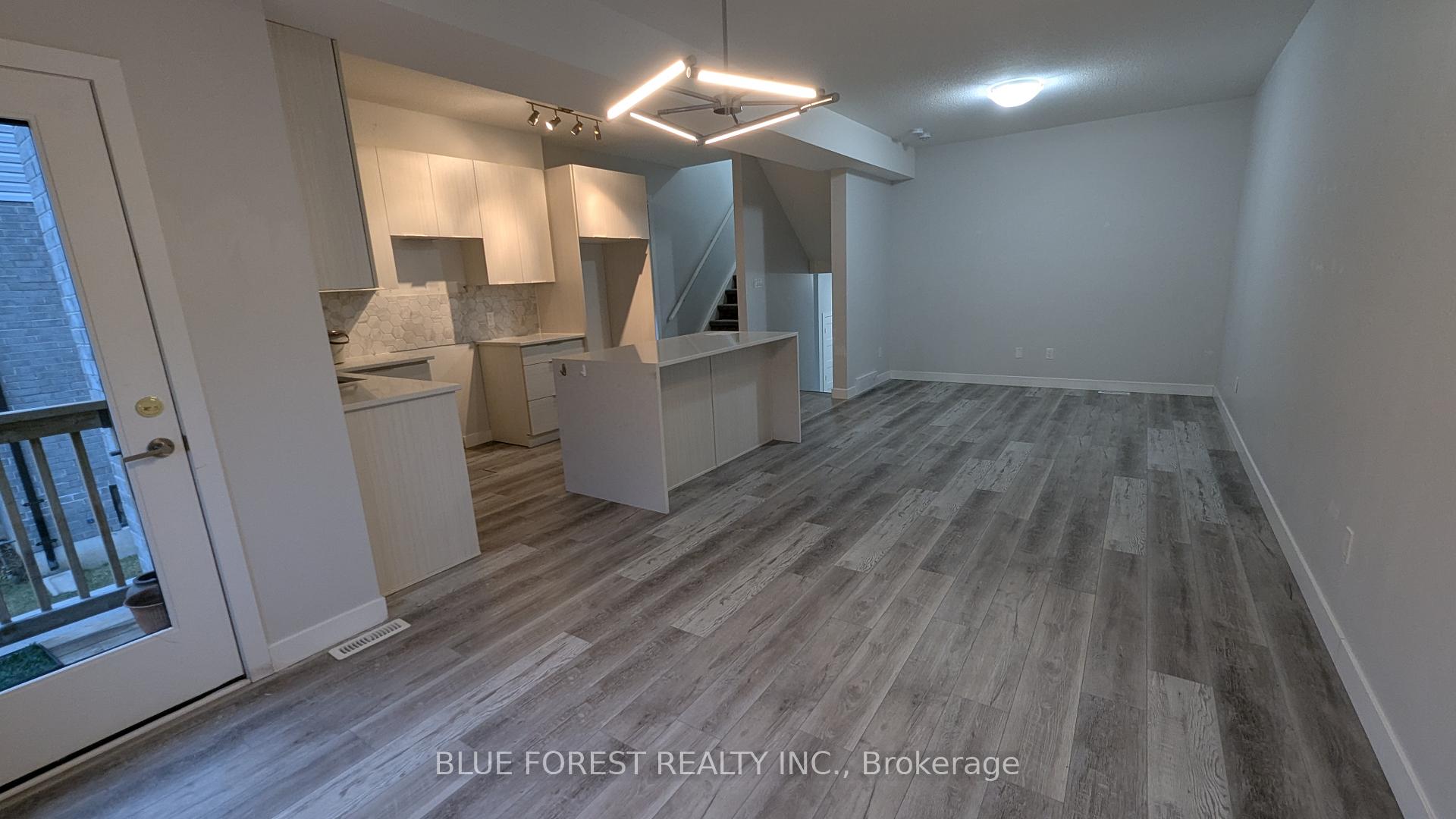 Photo 9 of Unit 86, 3380 Singleton Avenue, London, South W — HOMEH