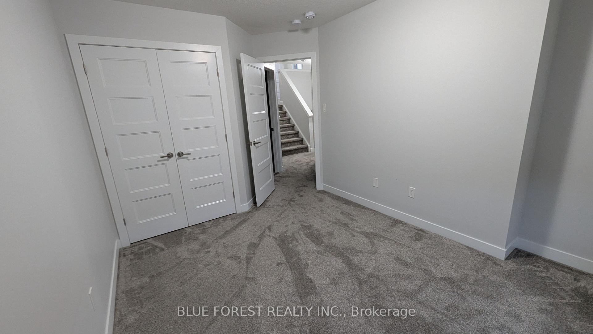 Photo 12 of Unit 86, 3380 Singleton Avenue, London, South W — HOMEH