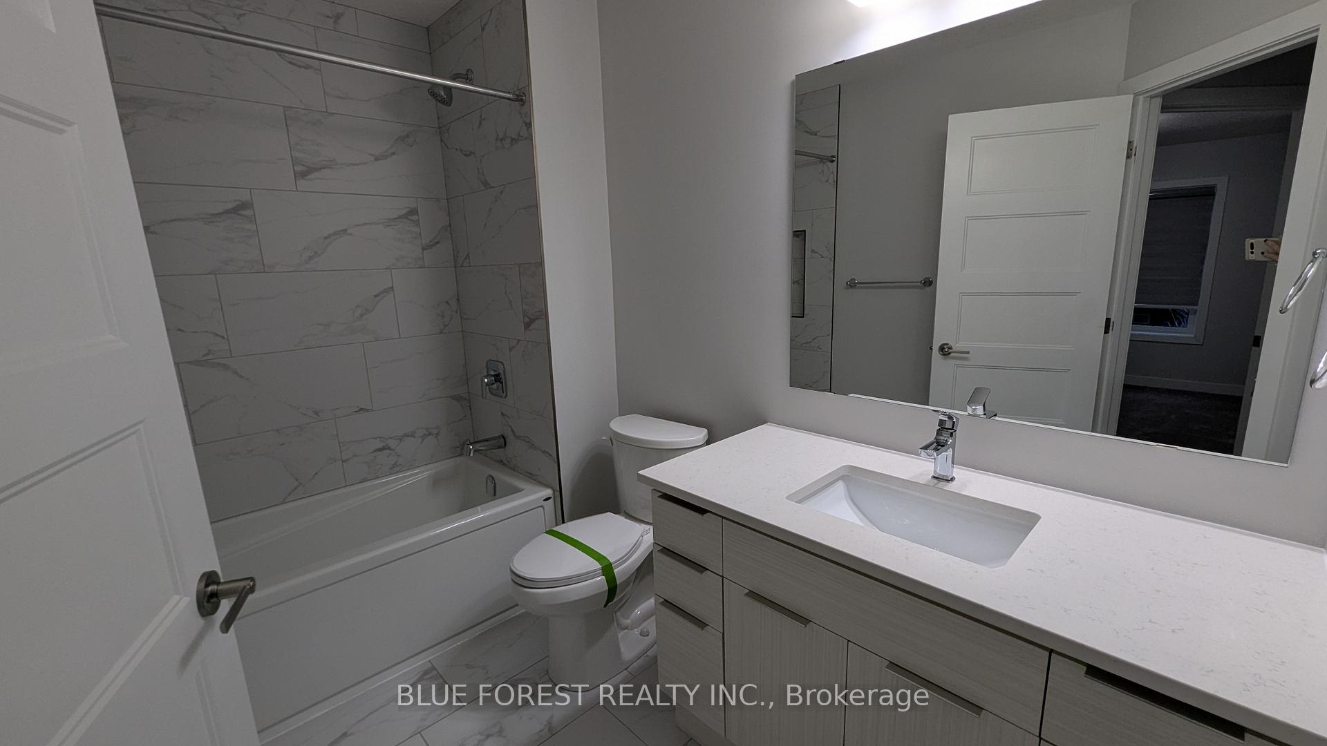 Photo 13 of Unit 86, 3380 Singleton Avenue, London, South W — HOMEH