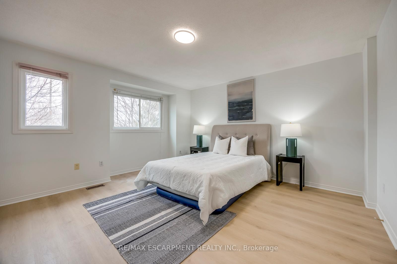 Photo 24 of Unit 21, 2920 Headon Forest Drive, Burlington, Headon — HOMEH