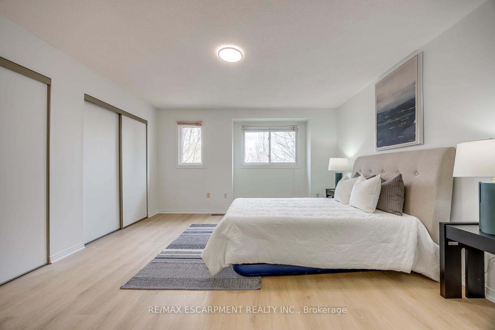 Photo 26 of Unit 21, 2920 Headon Forest Drive, Burlington, Headon — HOMEH