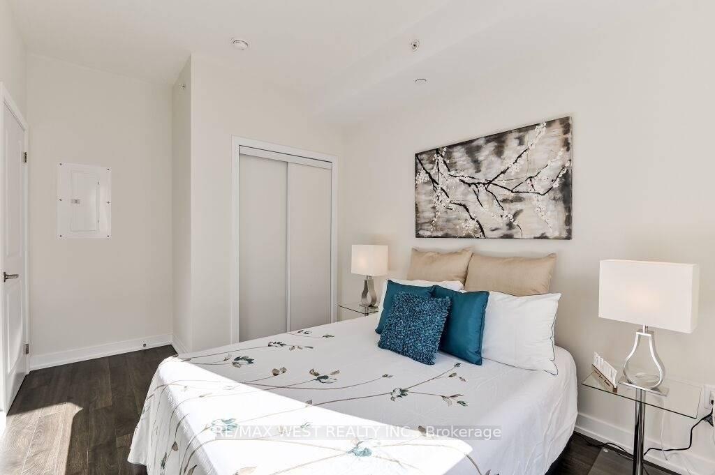 Photo 13 of Unit 115, 35 Southshore Crescent, Hamilton, Lakeshore — HOMEH