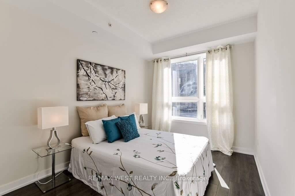 Photo 14 of Unit 115, 35 Southshore Crescent, Hamilton, Lakeshore — HOMEH