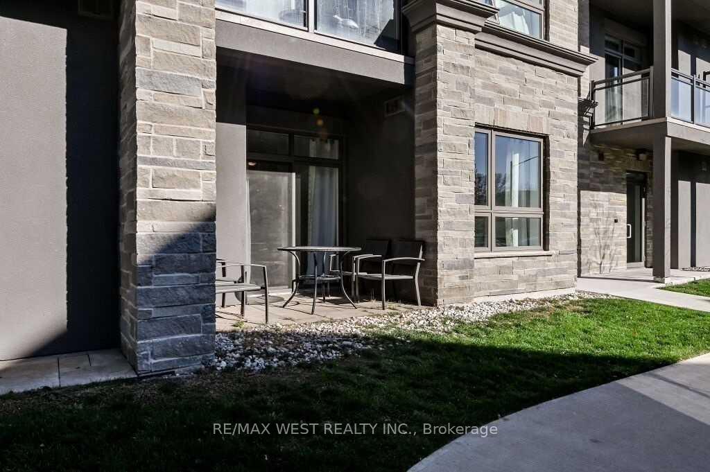 Photo 16 of Unit 115, 35 Southshore Crescent, Hamilton, Lakeshore — HOMEH