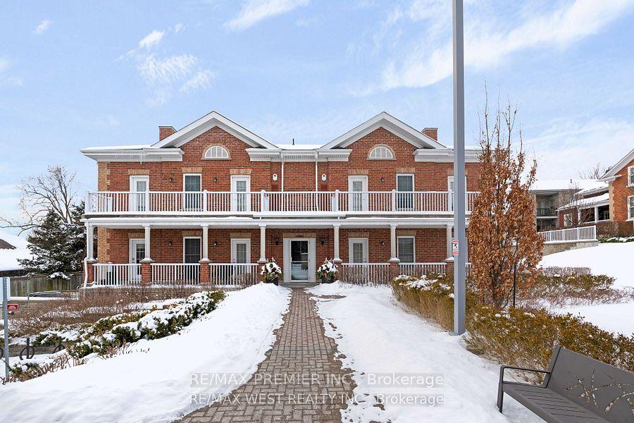 Front of Unit 212, 10360 Islington Avenue