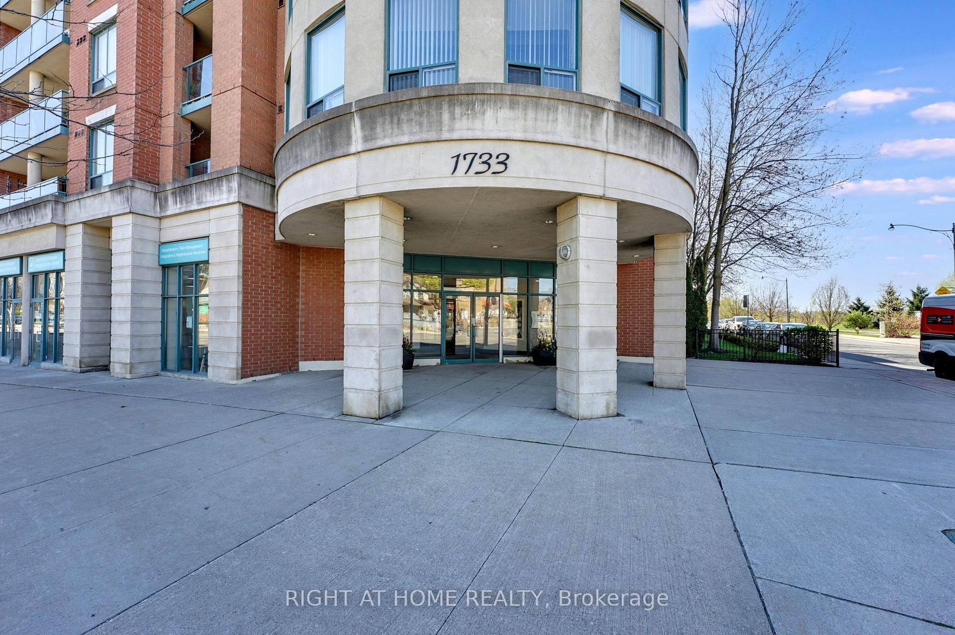 Photo 2 of Unit 510, 1733 Queen Street E, Toronto, The Beaches — HOMEH