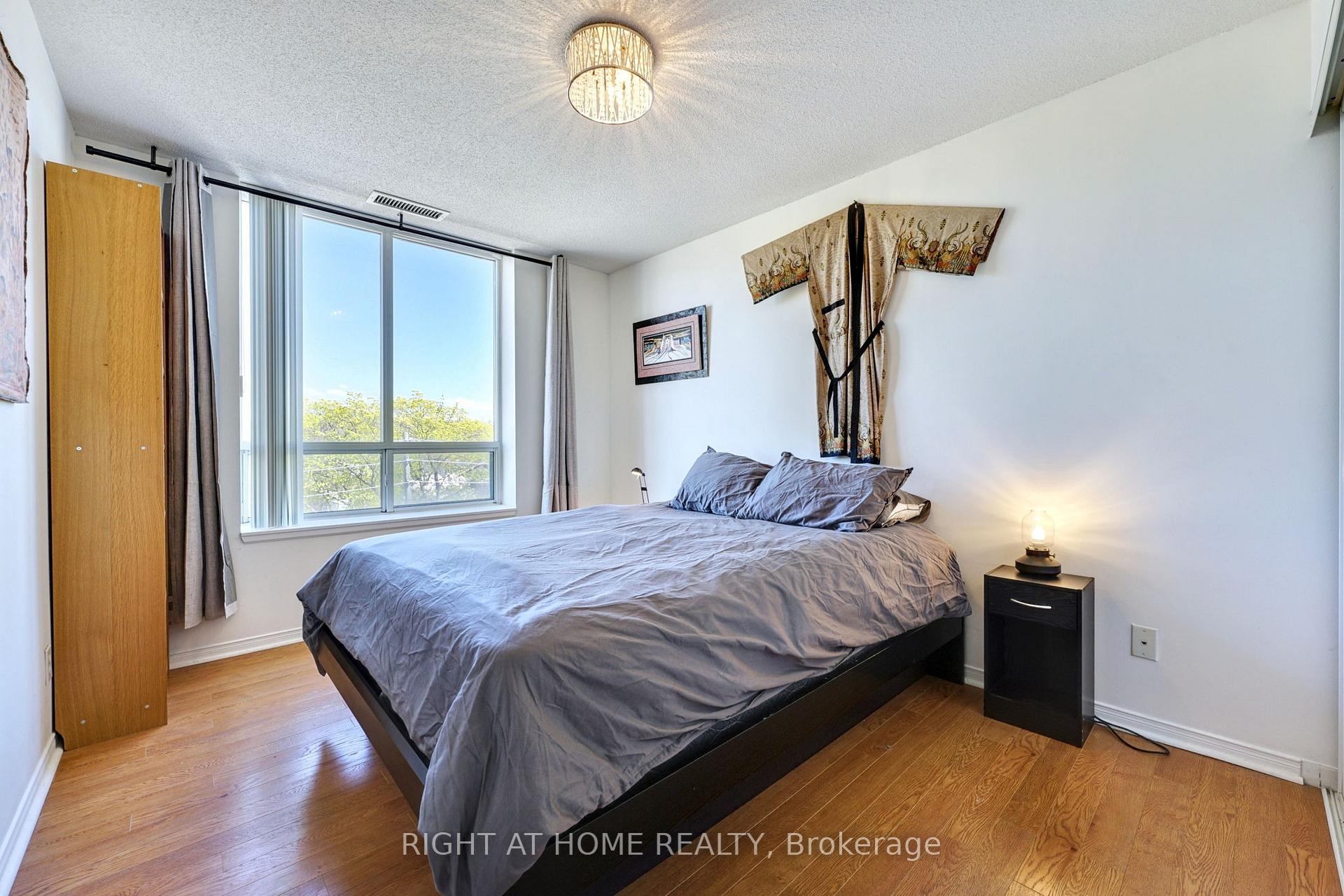 Photo 19 of Unit 510, 1733 Queen Street E, Toronto, The Beaches — HOMEH