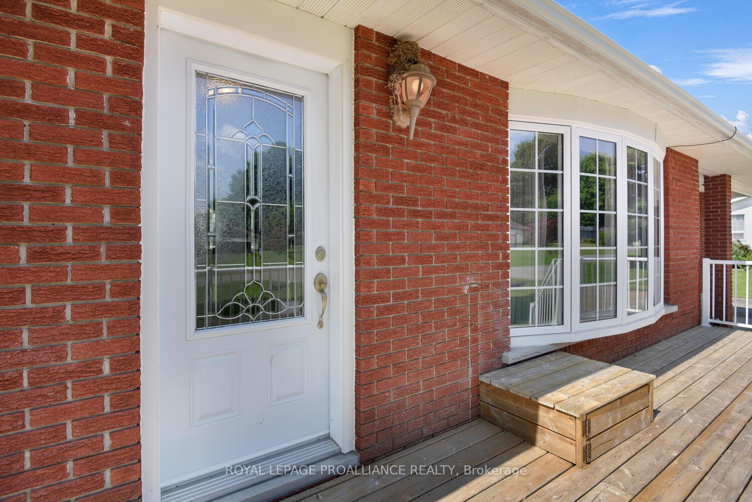 Photo 3 of 18 Elizabeth Street, Edwardsburgh/Cardinal, Edwardsburgh/Cardinal Twp — HOMEH