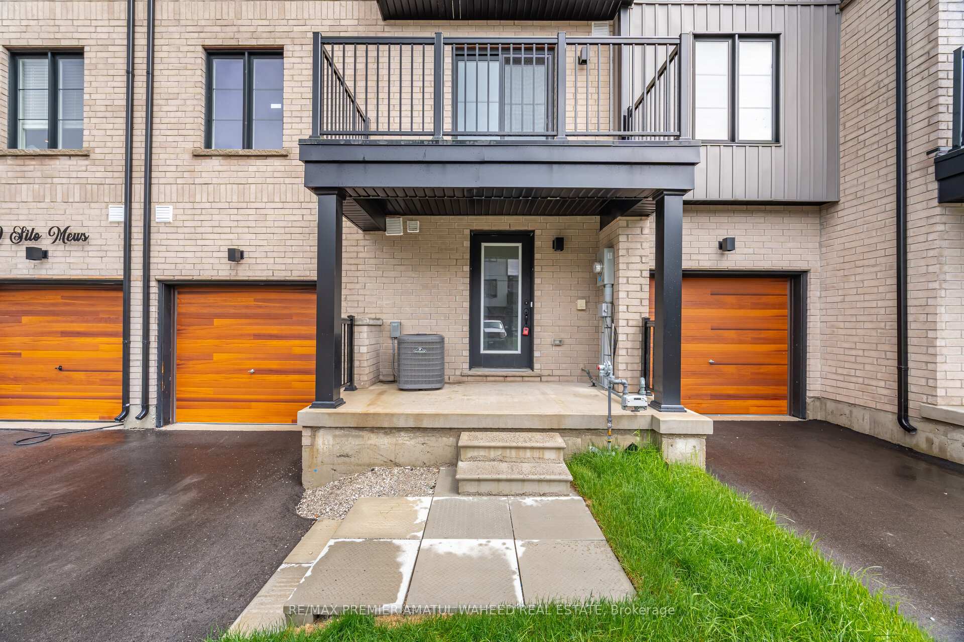 Photo 3 of 28 Silo Mews, Barrie, Rural Barrie Southeast — HOMEH