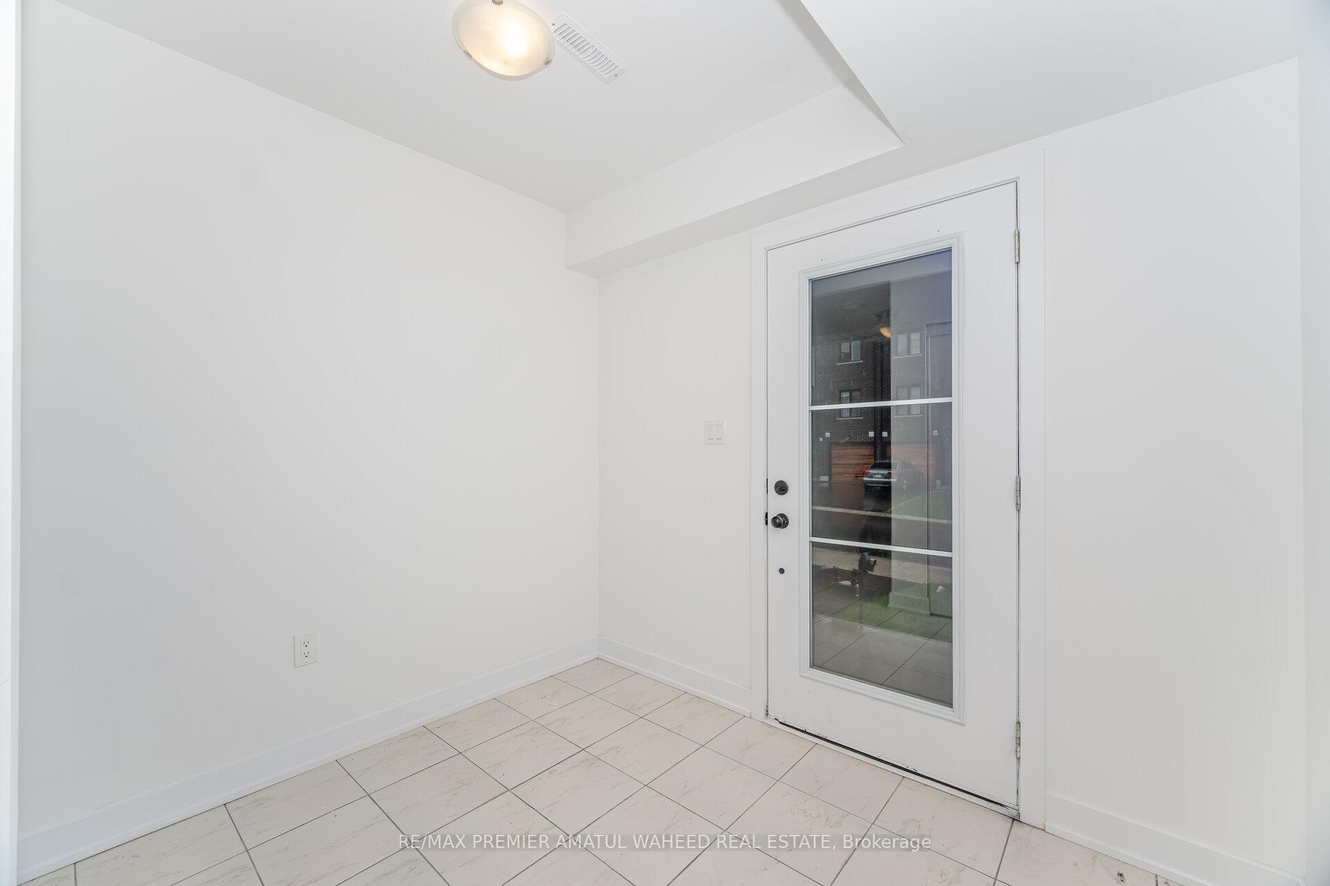 Photo 4 of 28 Silo Mews, Barrie, Rural Barrie Southeast — HOMEH