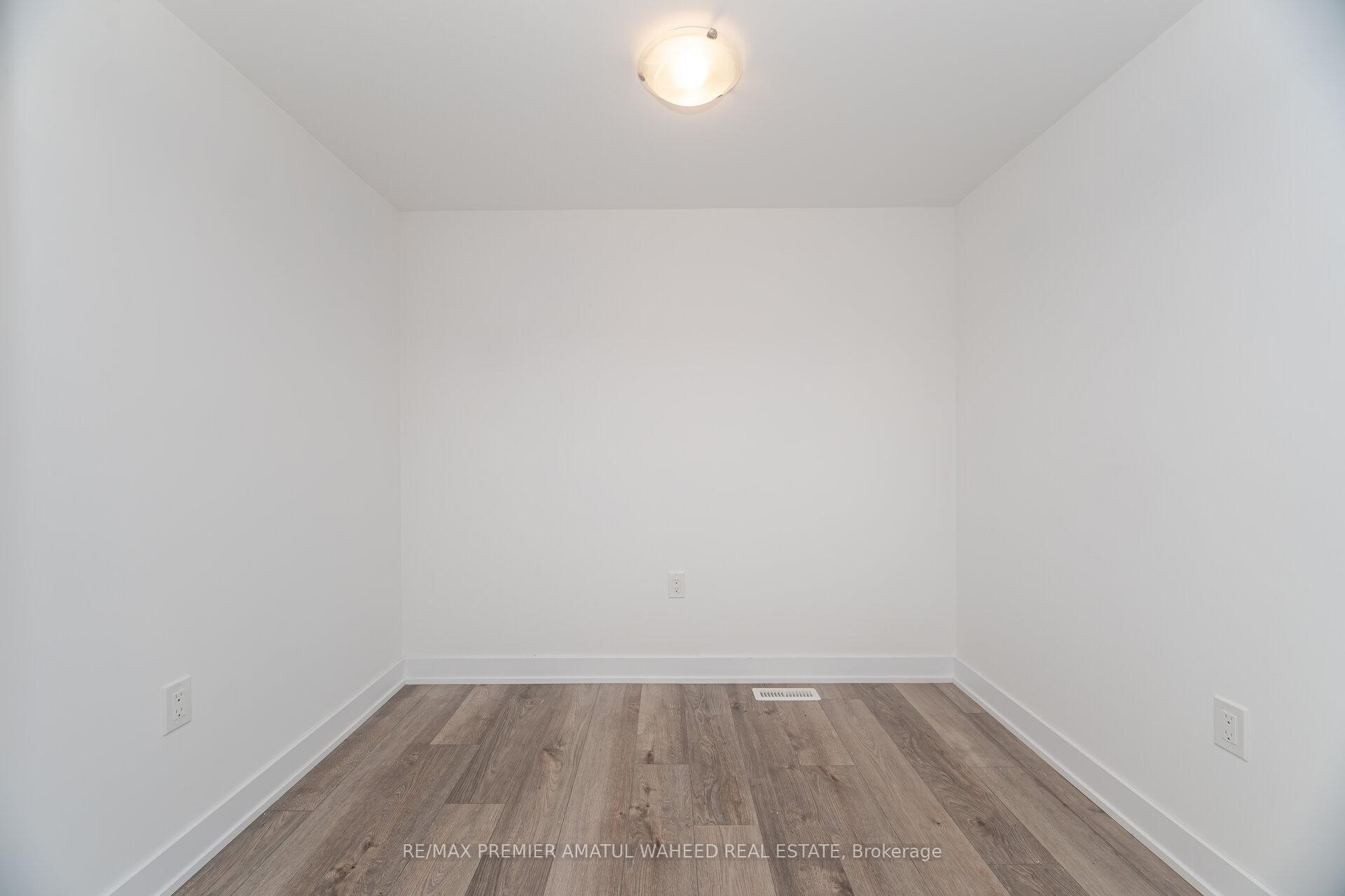 Photo 17 of 28 Silo Mews, Barrie, Rural Barrie Southeast — HOMEH