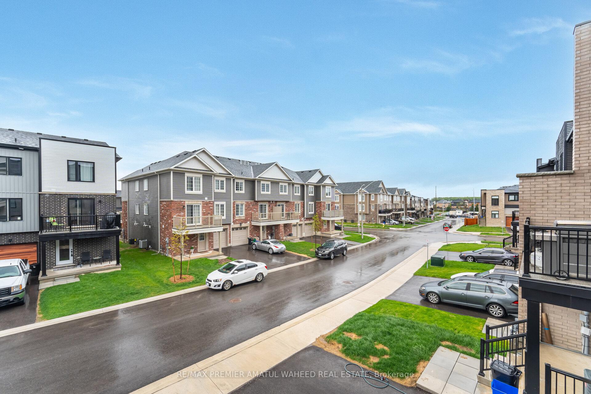 Photo 20 of 28 Silo Mews, Barrie, Rural Barrie Southeast — HOMEH