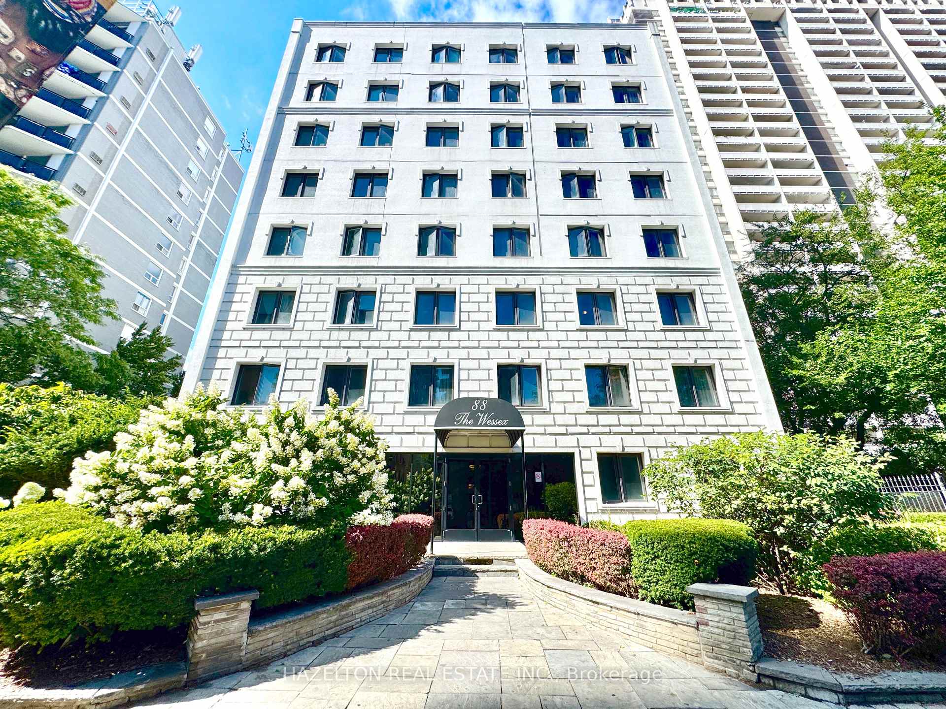Front of Unit 206, 88 Wellesley Street E