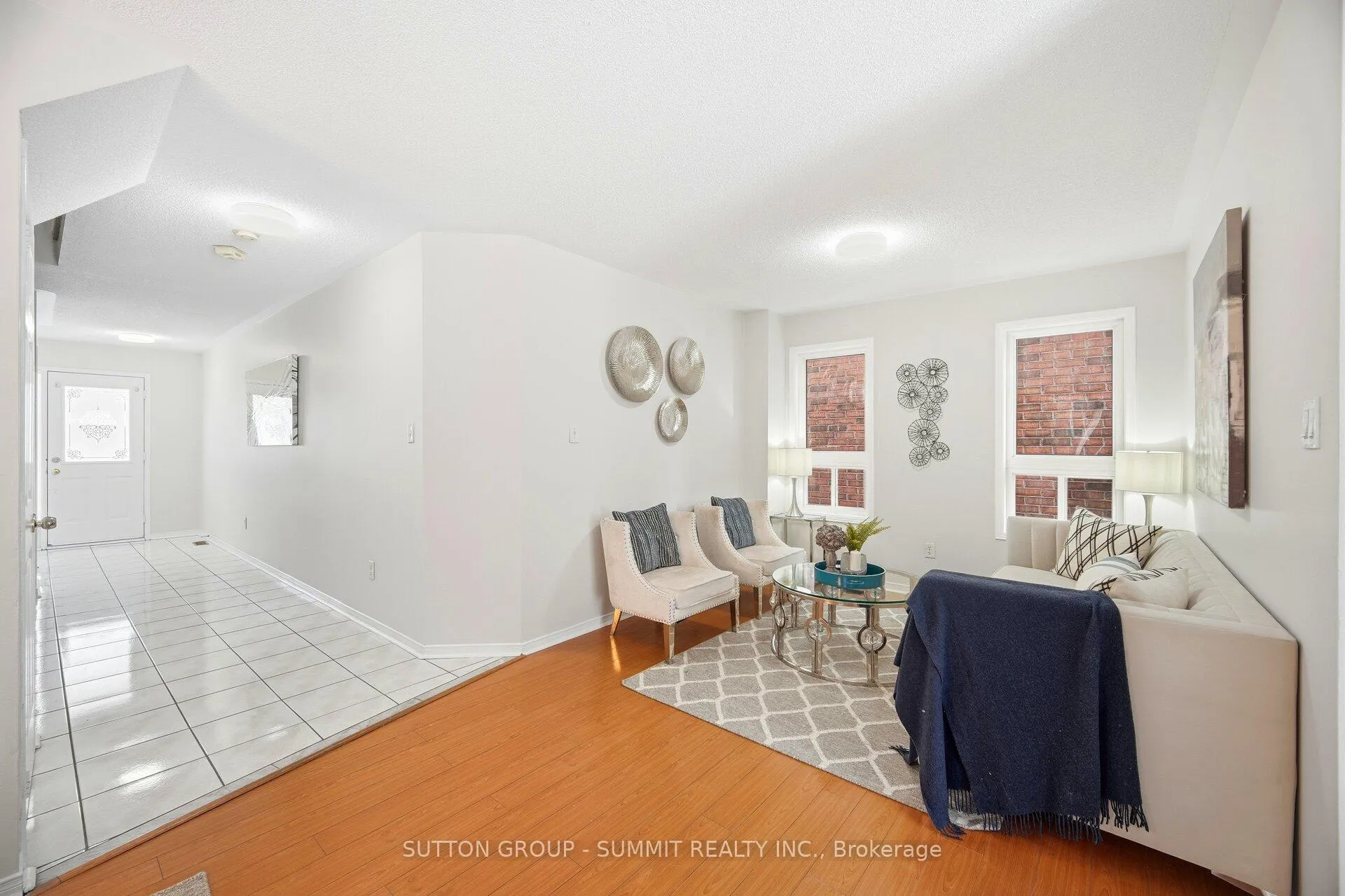 Photo 4 of 91 Woodhaven Drive, Brampton, Fletcher's Meadow — HOMEH