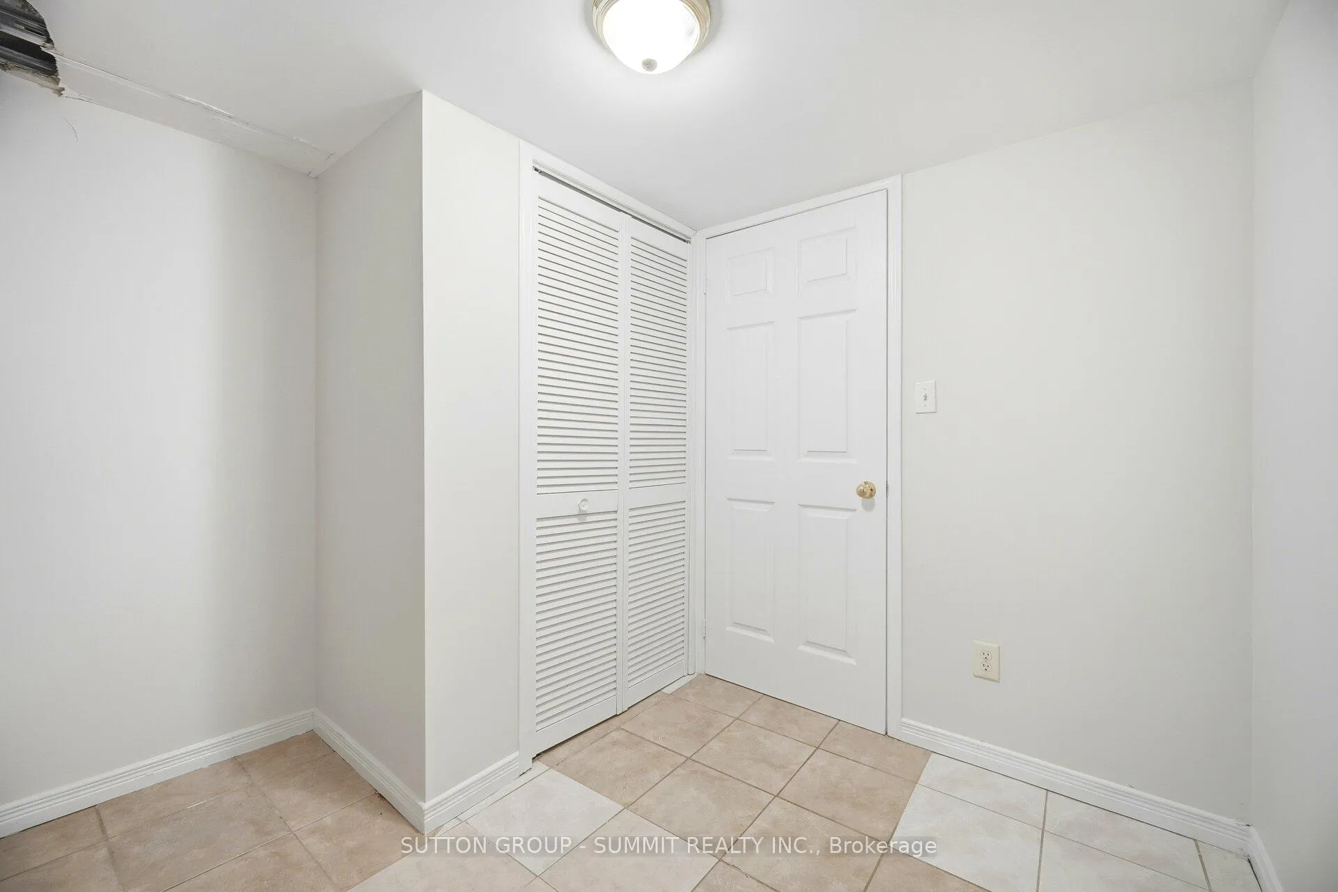 Photo 33 of 91 Woodhaven Drive, Brampton, Fletcher's Meadow — HOMEH