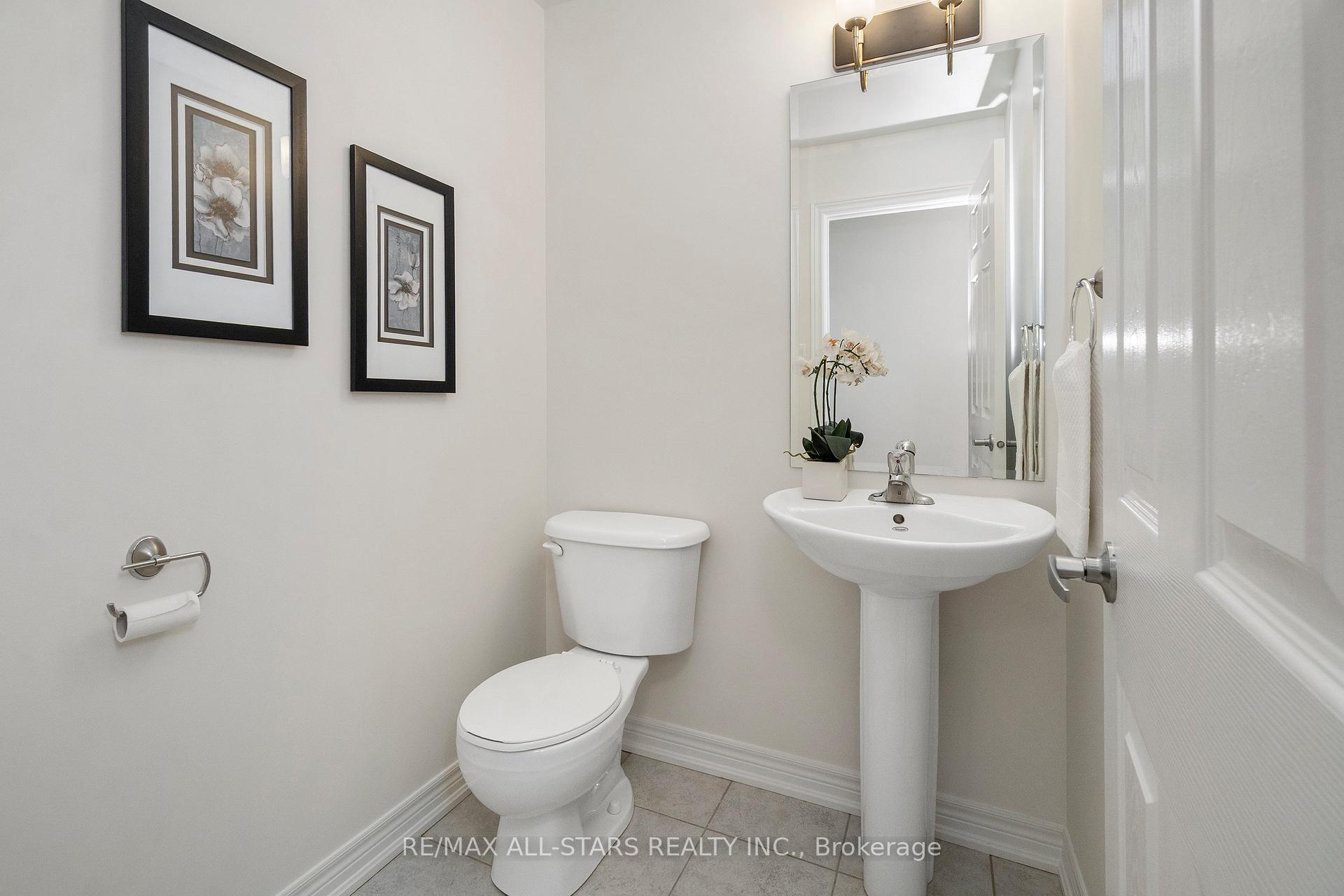 Photo 16 of 57 Oasis Way, Markham, Greensborough — HOMEH