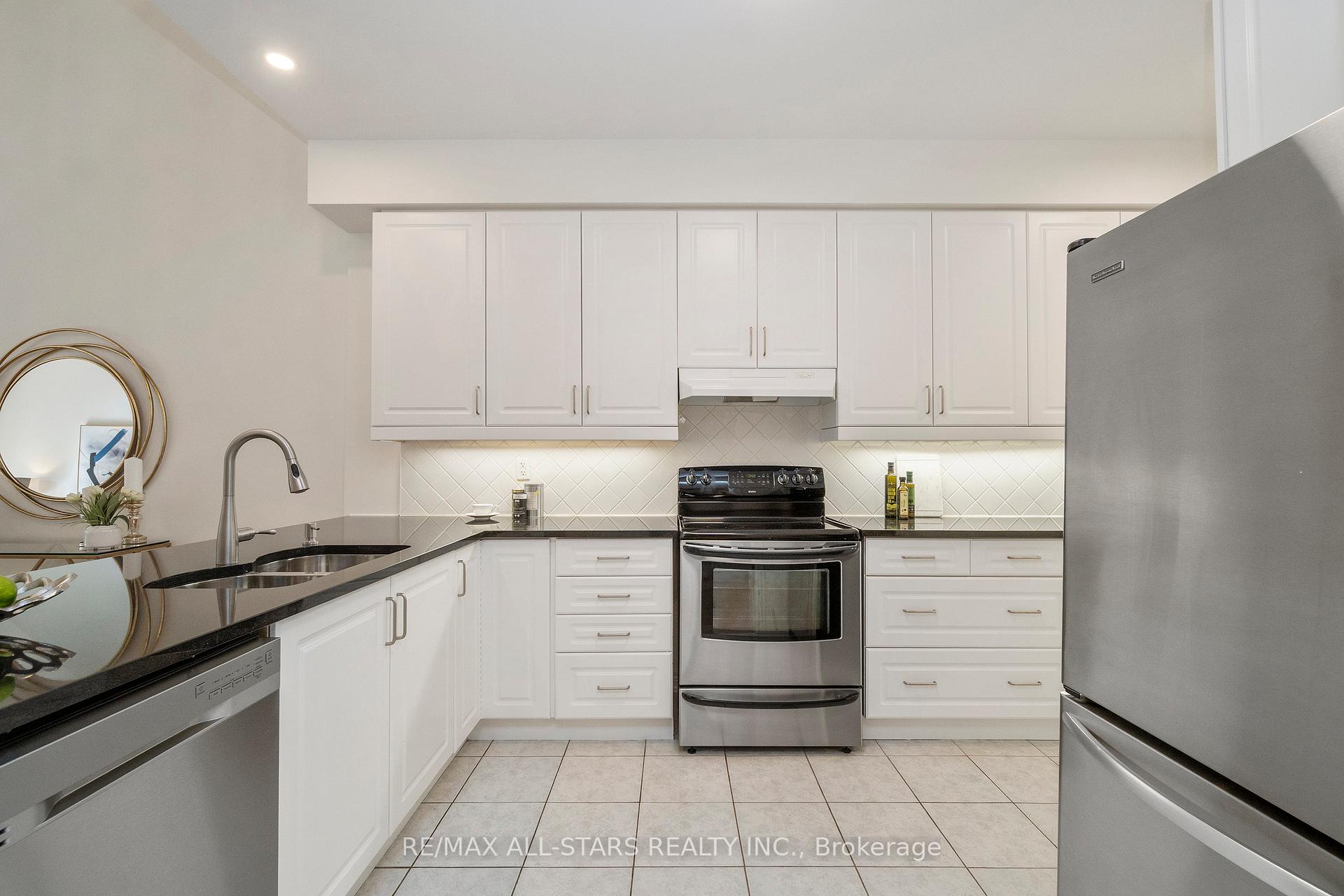 Photo 18 of 57 Oasis Way, Markham, Greensborough — HOMEH