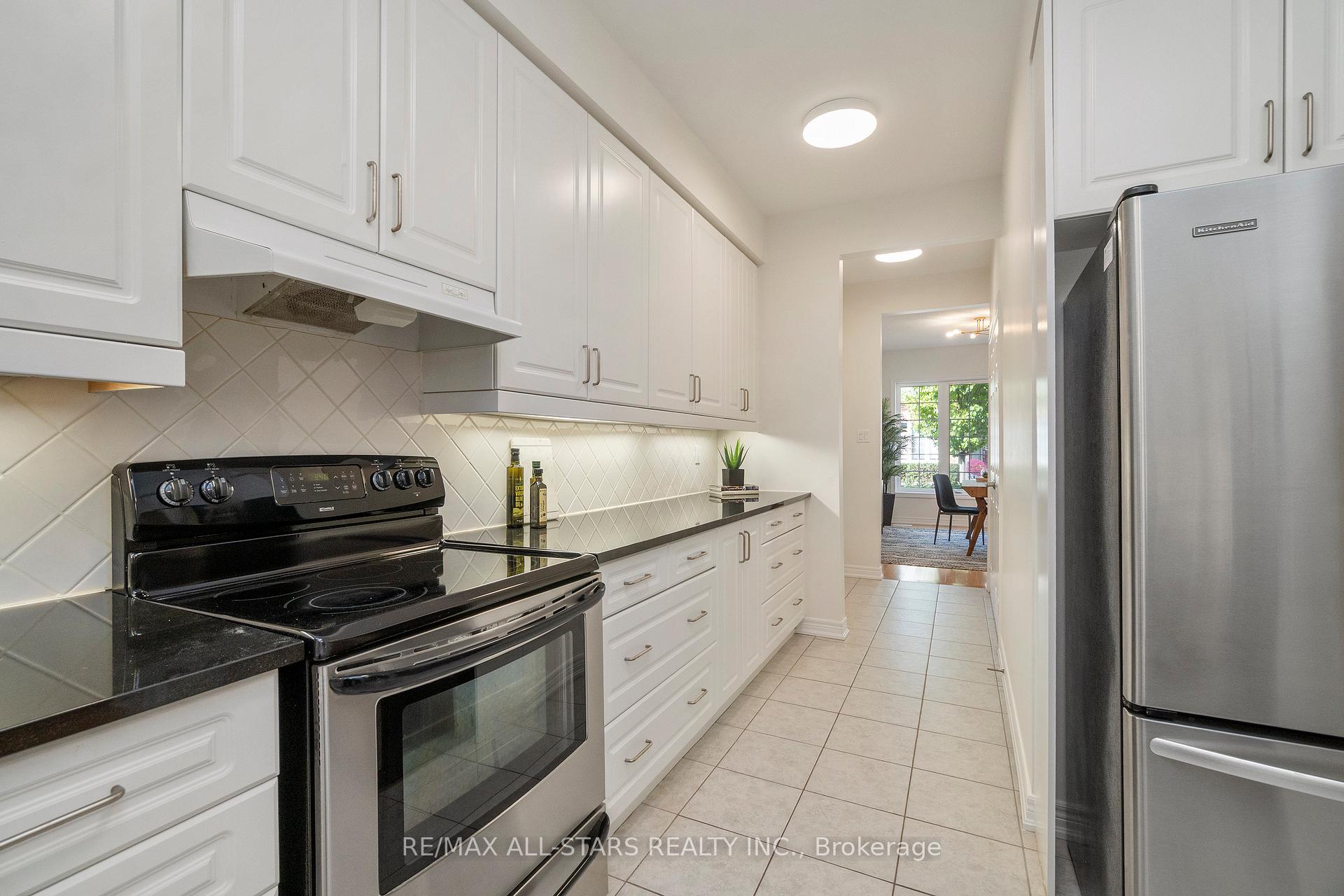 Photo 20 of 57 Oasis Way, Markham, Greensborough — HOMEH
