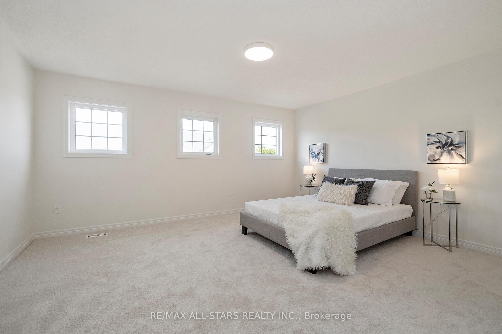 Photo 36 of 57 Oasis Way, Markham, Greensborough — HOMEH