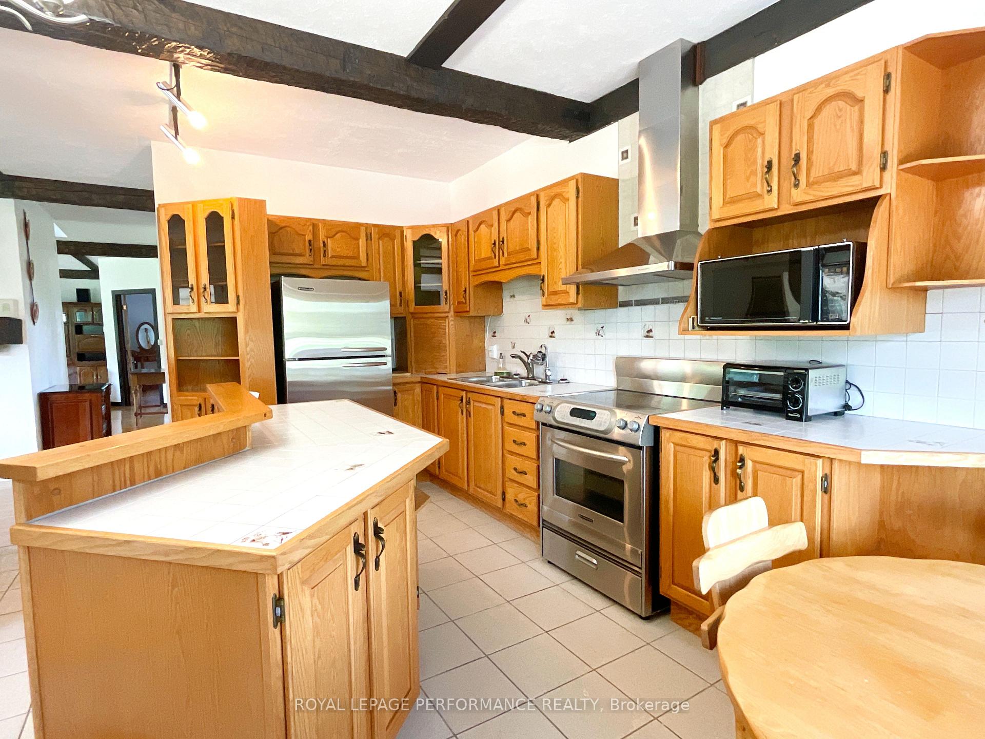 Photo 5 of 2750 Front Road E, Champlain, Champlain Twp — HOMEH