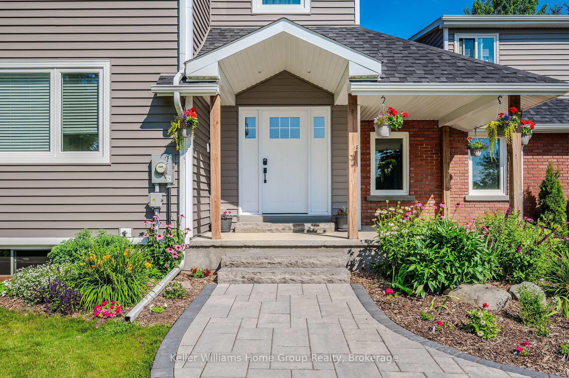 Photo 3 of 9432 Wellington Road 124, Erin, Rural Erin — HOMEH
