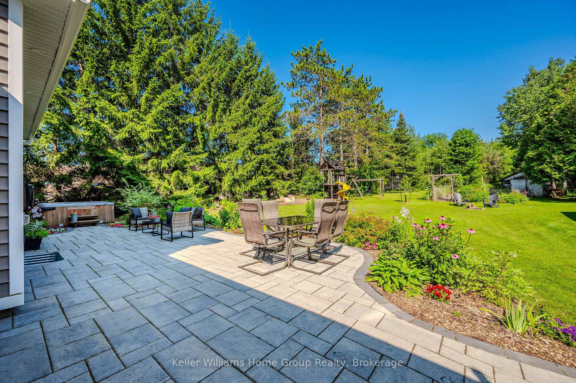 Photo 35 of 9432 Wellington Road 124, Erin, Rural Erin — HOMEH