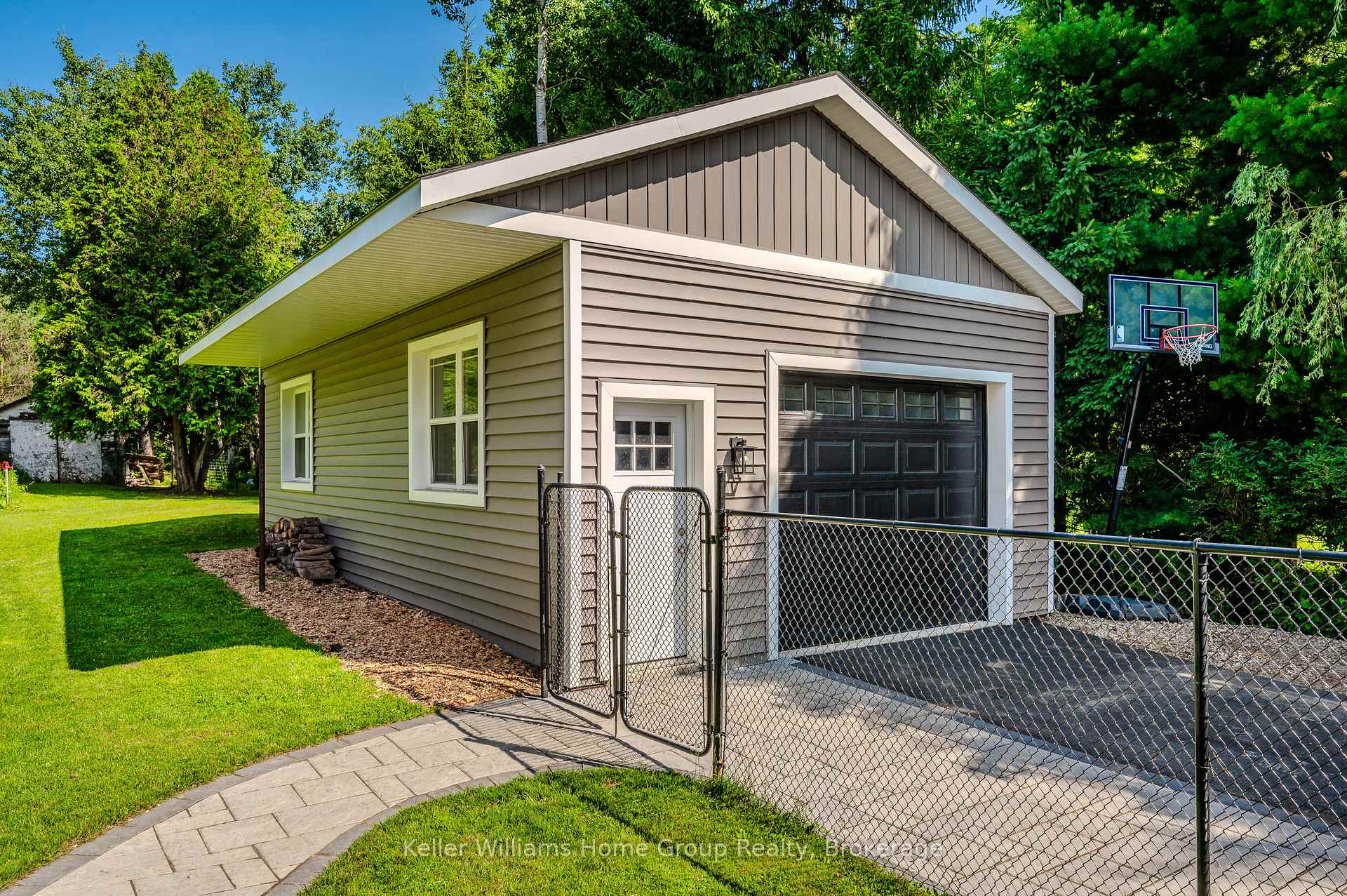 Photo 42 of 9432 Wellington Road 124, Erin, Rural Erin — HOMEH