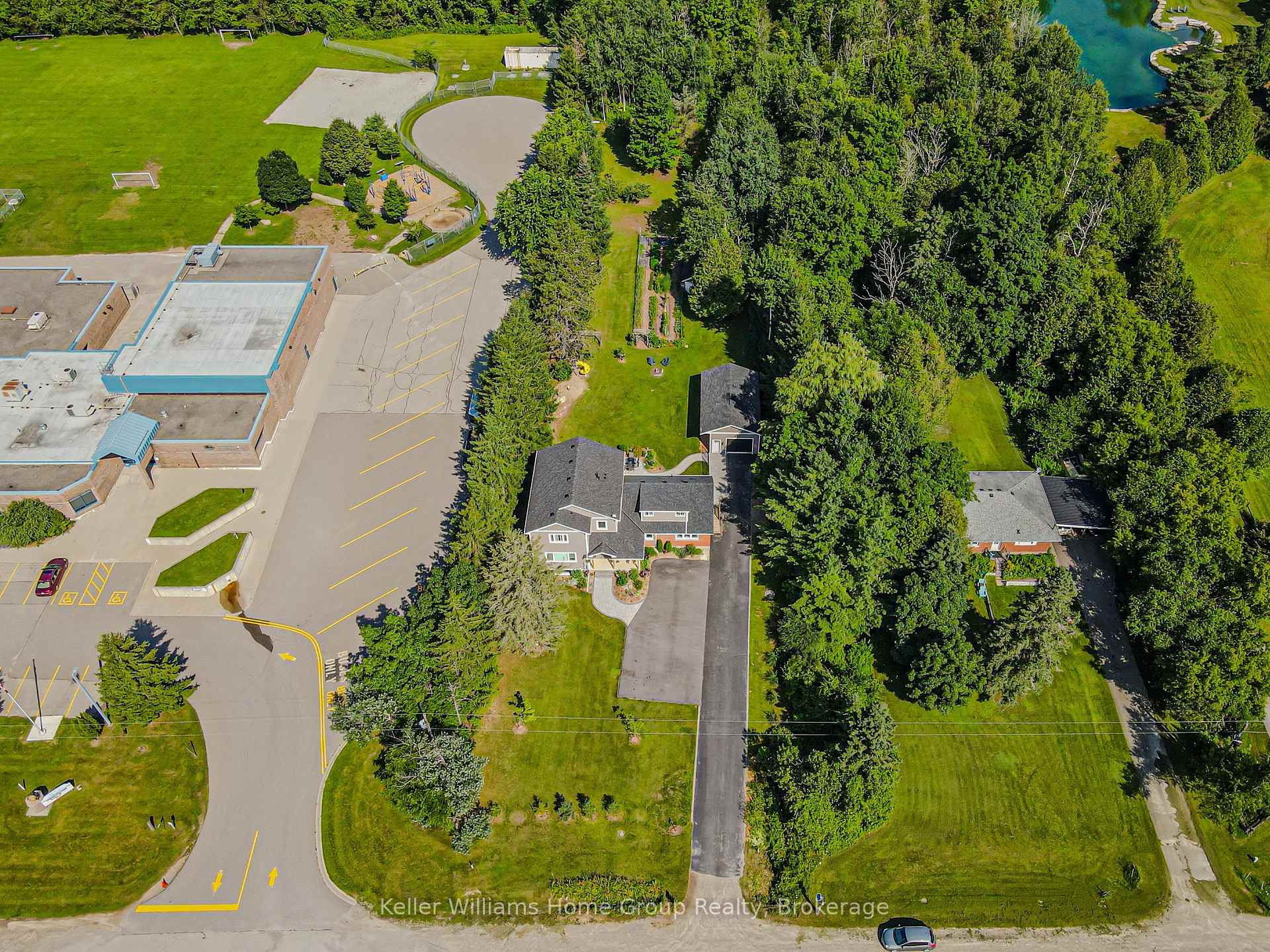 Photo 44 of 9432 Wellington Road 124, Erin, Rural Erin — HOMEH