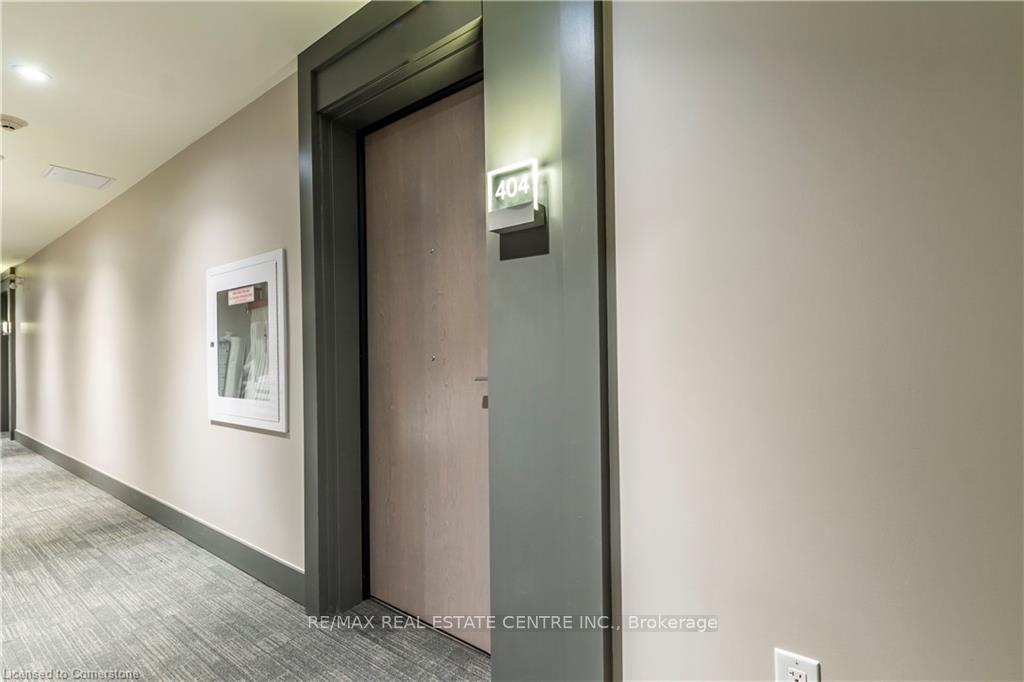 Photo 10 of Unit 404, 479 Charlton Avenue E, Hamilton, Stinson — HOMEH