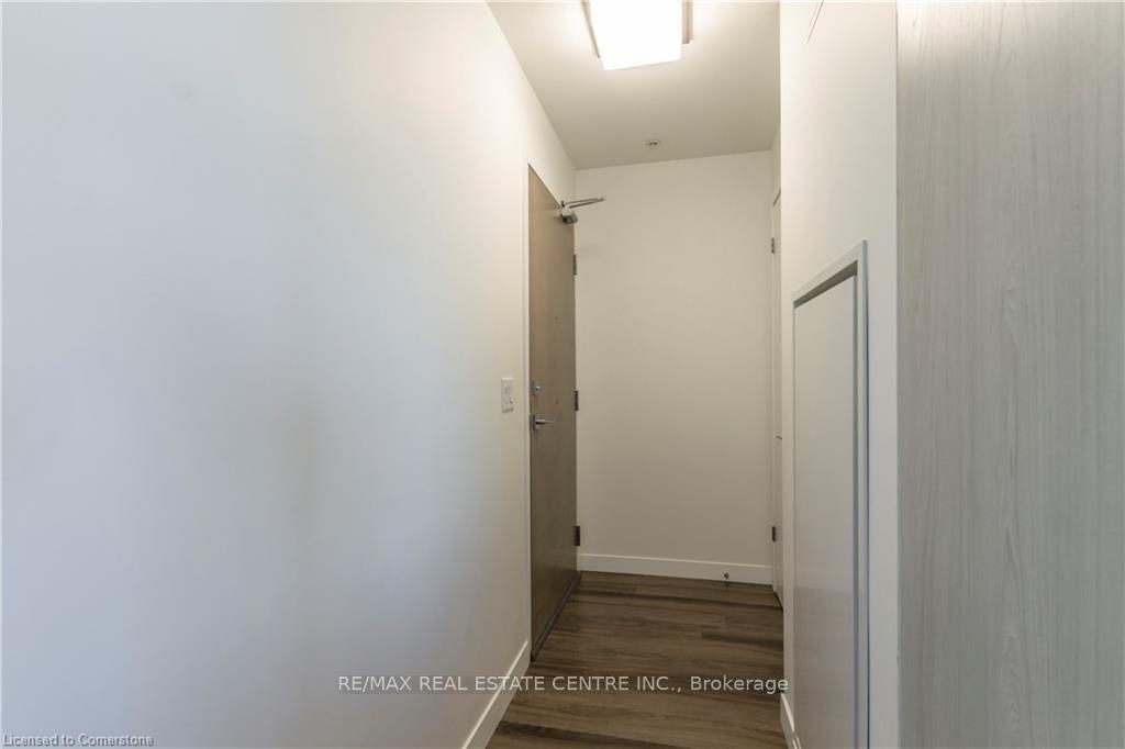 Photo 11 of Unit 404, 479 Charlton Avenue E, Hamilton, Stinson — HOMEH
