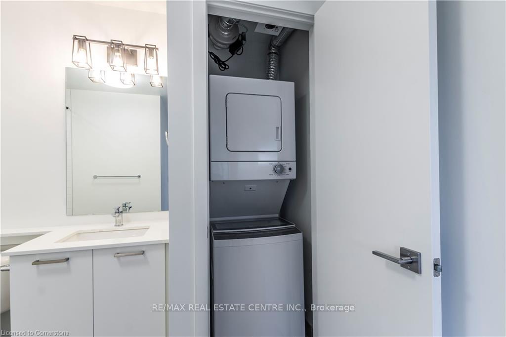 Photo 32 of Unit 404, 479 Charlton Avenue E, Hamilton, Stinson — HOMEH