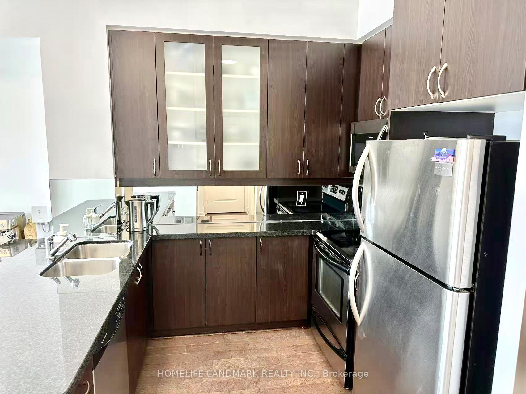 Photo 8 of Unit 707, 57 Upper Duke Crescent, Markham, Unionville — HOMEH