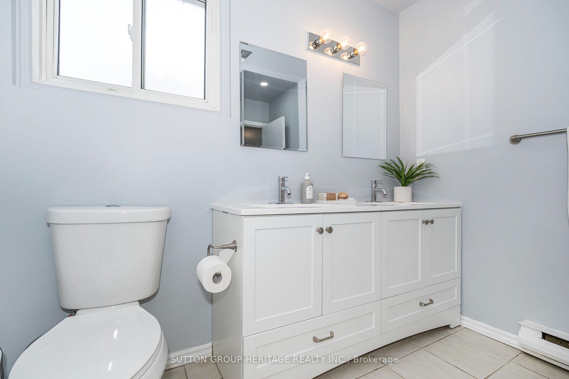 Photo 39 of 47 Willows Lane, Ajax, Central West — HOMEH