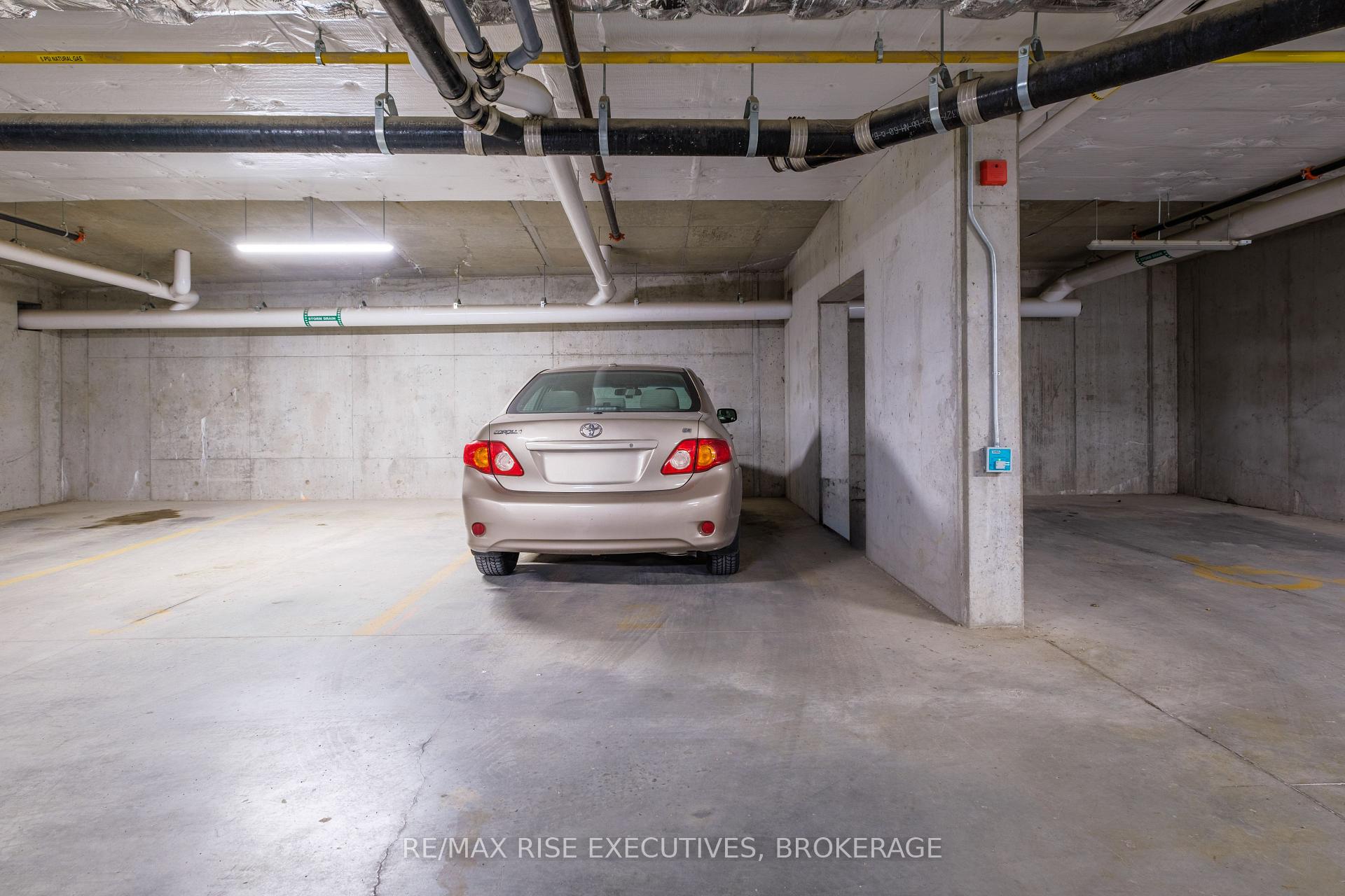 Photo 4 of Unit 106, 652 Princess Street, Kingston, Central City East — HOMEH