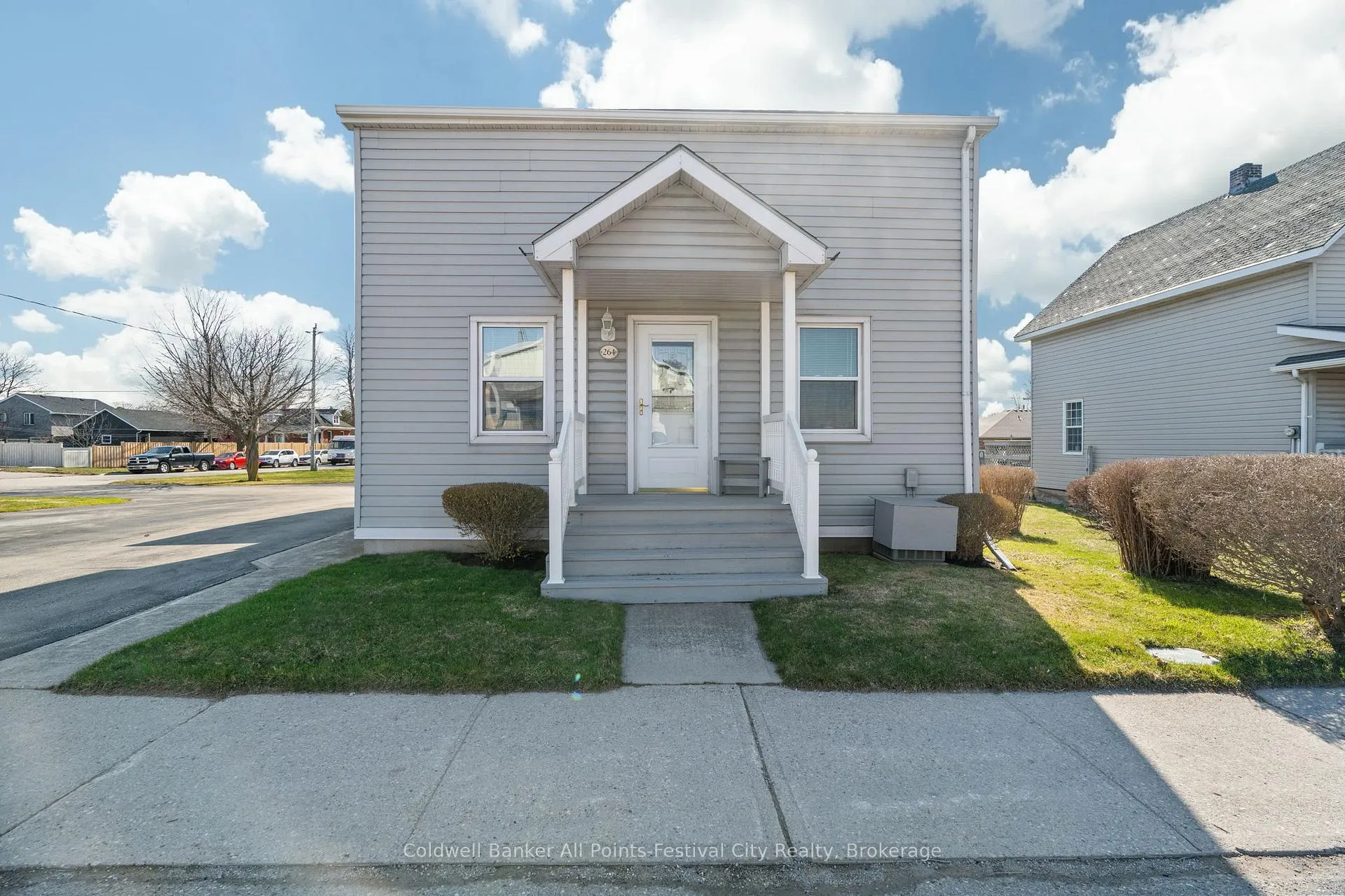 Photo 5 of 264 Huron Road, Goderich, Goderich (Town) — HOMEH