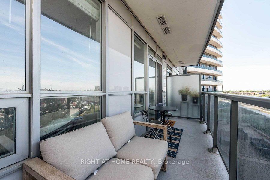 Photo 16 of Unit 417, 7161 Yonge Street, Markham, Thornhill — HOMEH