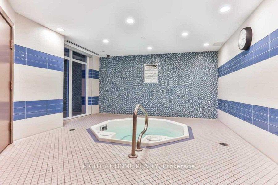 Photo 19 of Unit 417, 7161 Yonge Street, Markham, Thornhill — HOMEH