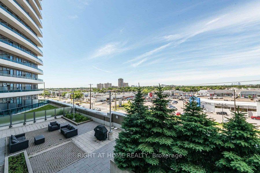 Photo 35 of Unit 417, 7161 Yonge Street, Markham, Thornhill — HOMEH