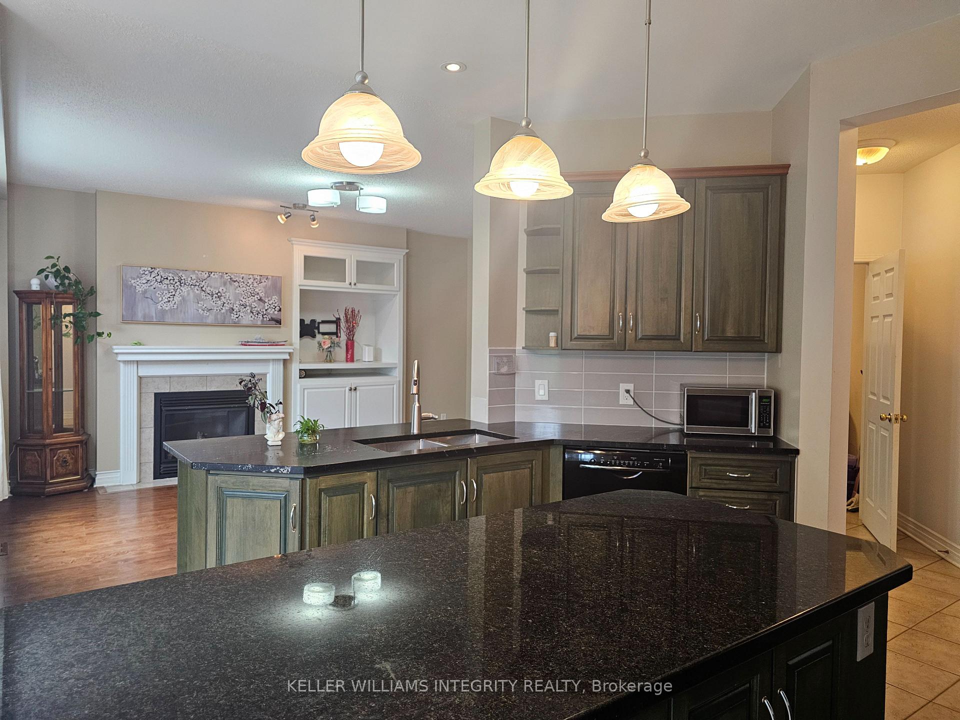Photo 11 of 25 Golflinks Drive, Ottawa, Barrhaven - Stonebridge — HOMEH