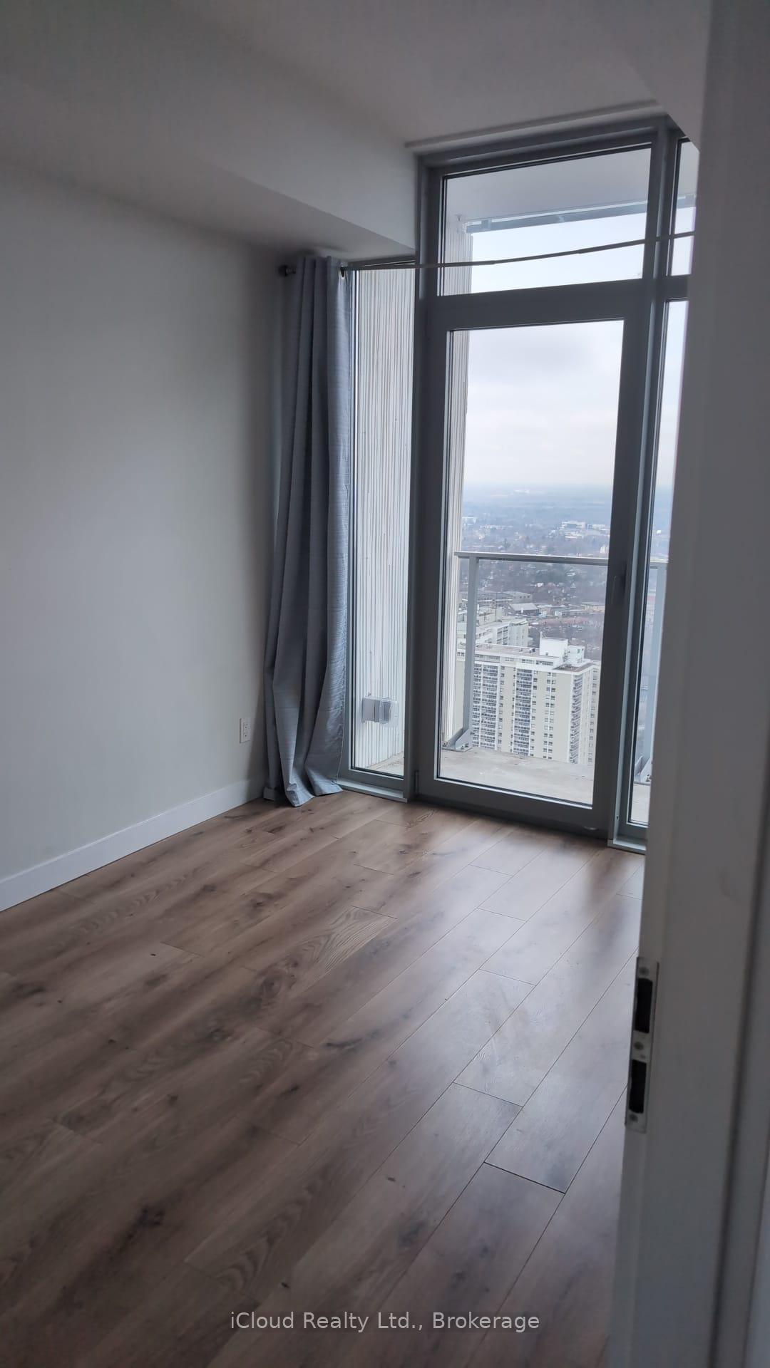 Photo 5 of Unit 6, 60 Frederick Street, Kitchener — HOMEH